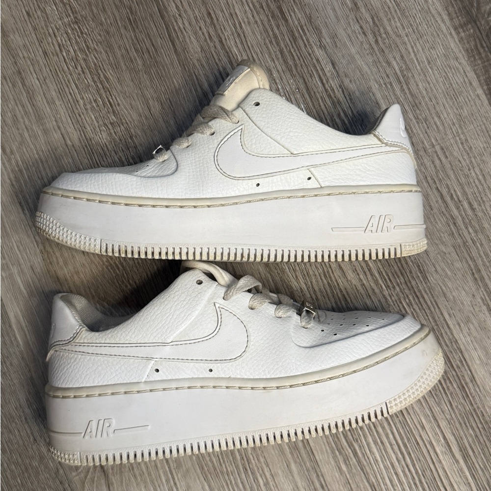 Nike Women's White Air Force 1 Sneakers
